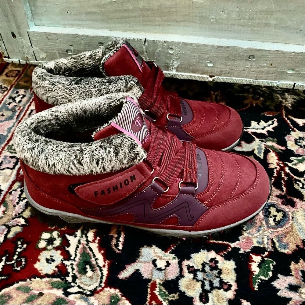 NWT nice comfort shoes by Fashion in size 8.5